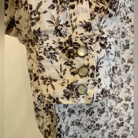 Liz Claiborne Brown Floral Western Button Down Shirt - Picture 4 of 6